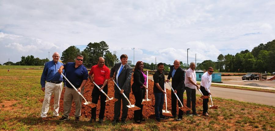 Chamber of commerce digging up dirt