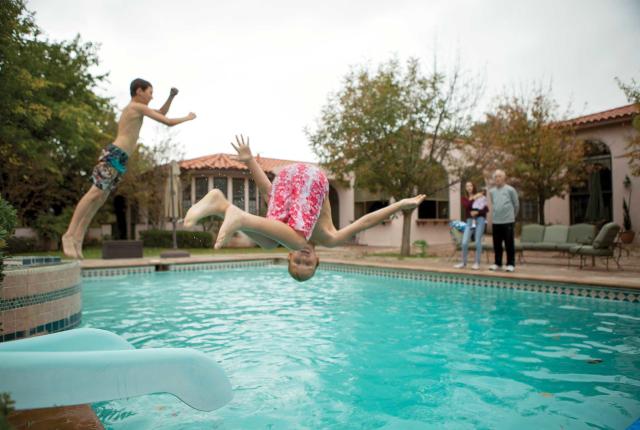 Mark and Stephanie Medoff House in Las Cruces