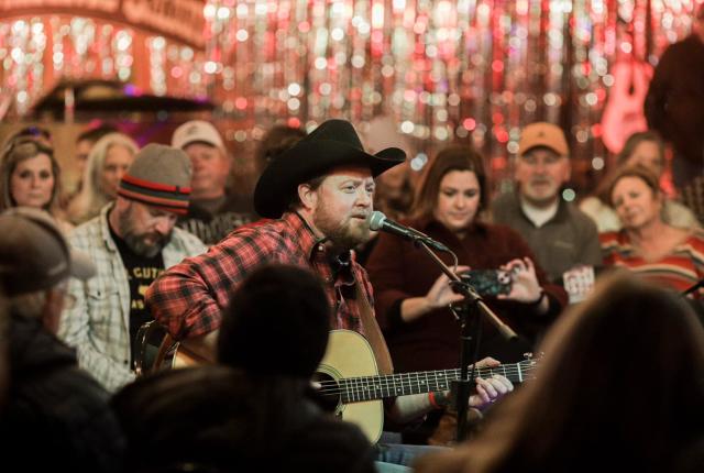 The 13th annual Red River Songwriters’ Festival at the Motherlode Saloon offers a perfect blend of skiing and intimate concerts by Americana and folk artists.