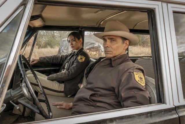 Dark Winds Season 2 Joe Leaphorn (Zahn McClarnon) and Bernadette Manuelito (Jessica Matten).