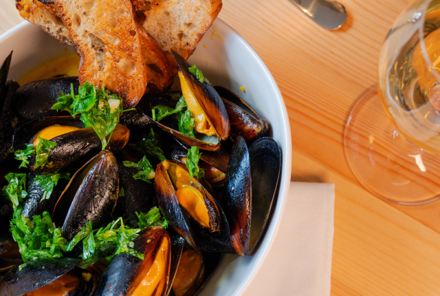 Beef and Leaf dishes like Spanish mussels with chorizo showcase chef Laura Crucet’s style.