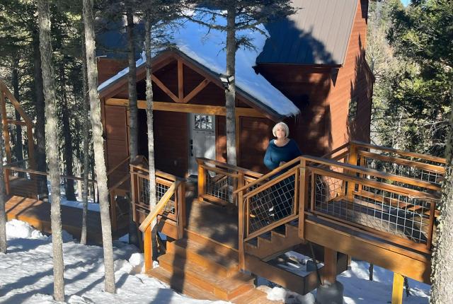 Meet Nanci Bush at Ridgewalk Treehouse.
