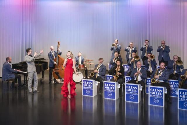 洋楽 Mighty Mo - Party of The Year PAW Patrol Live! 