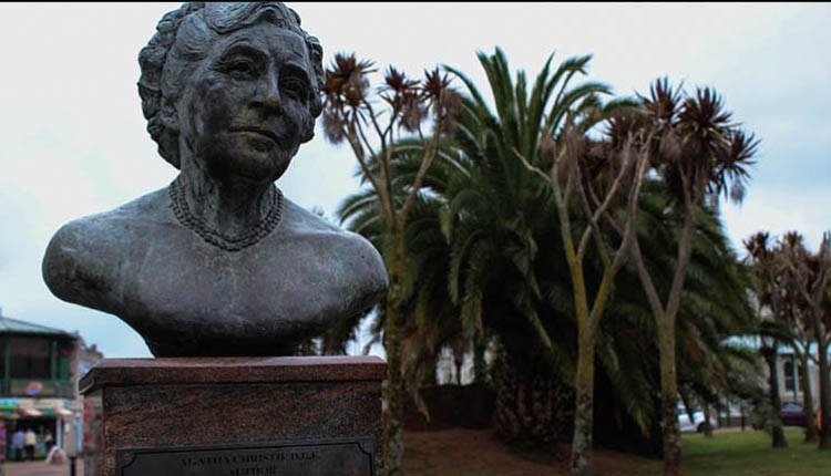 image shows the bust of Agatha Christie in Torquay