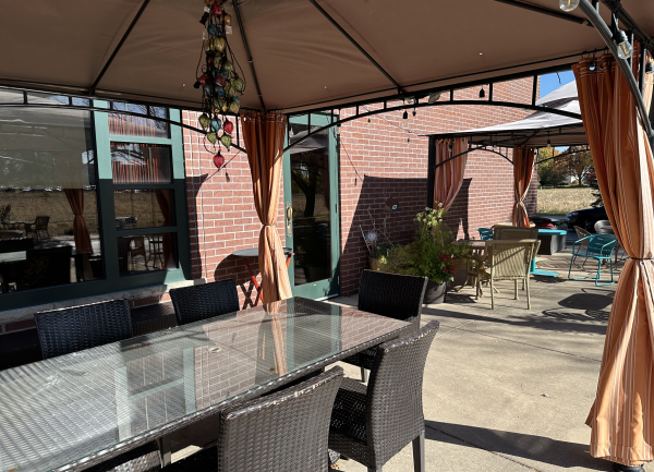 A'Bravo Patio