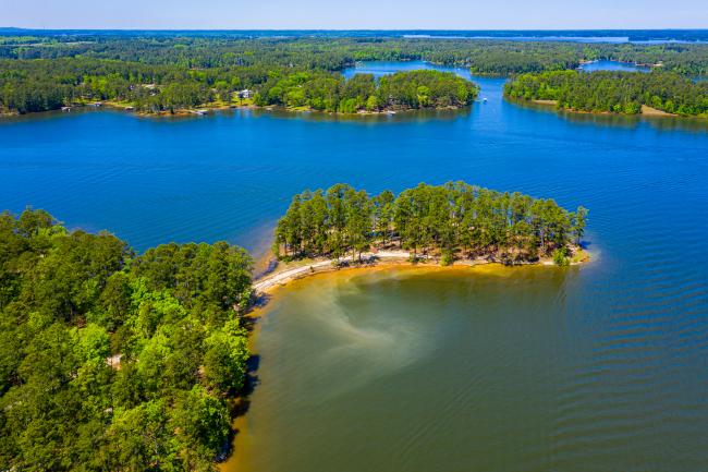 Aerial view of Clark’s Hill Lake in the daytime 
