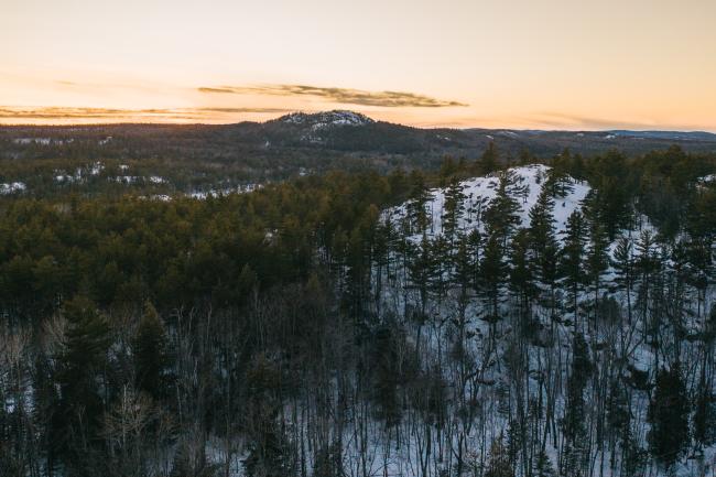 A snowy Hogback Mountain in Marquette