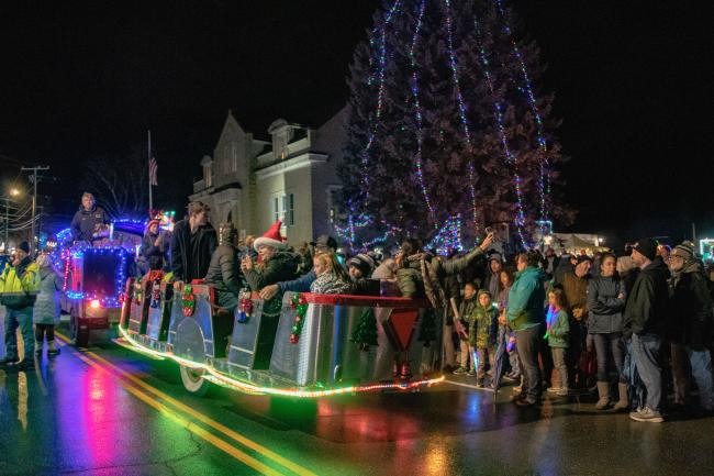 Christmas in Bethlehem - Illumination Parade
