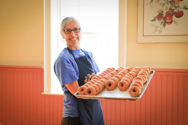 Windy Ridge Orchard - Staff Holding Tray of Donuts