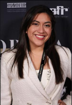 Melany Hernandez Headshot