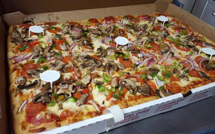 Giovanni's Pizzeria