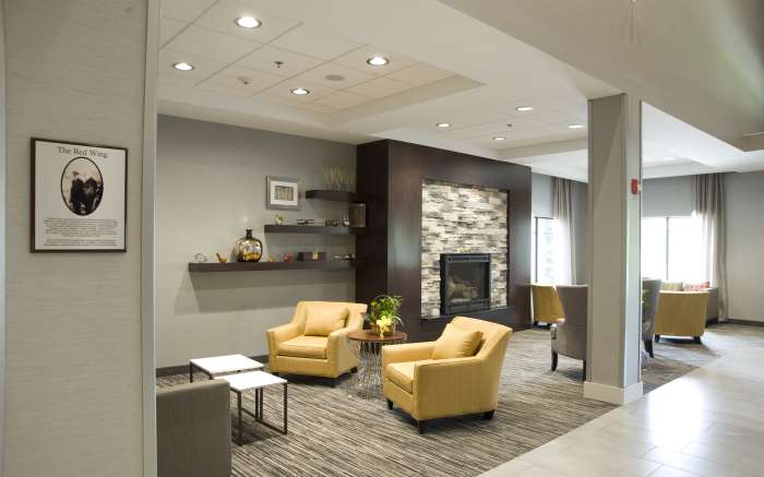 Lobby Seating & Fireplace