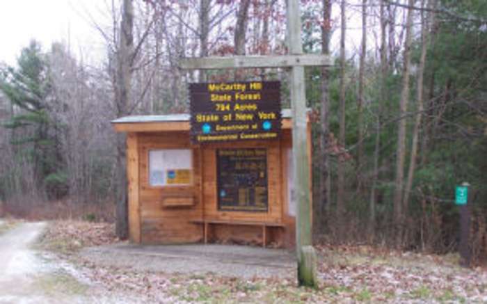 Sign & Kiosk