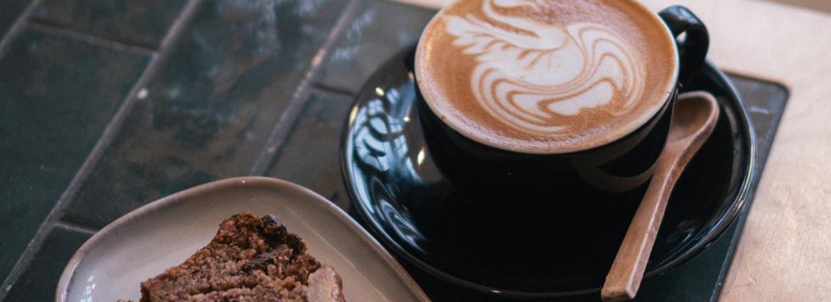 Coffee and cake at The Woods Bikes and Brews in Lyndhurst in the New Forest