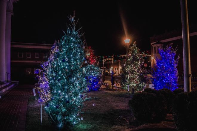 Fincastle Tinsel Trail - Botetourt County