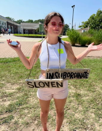 Teen Visit Colonial Parkway