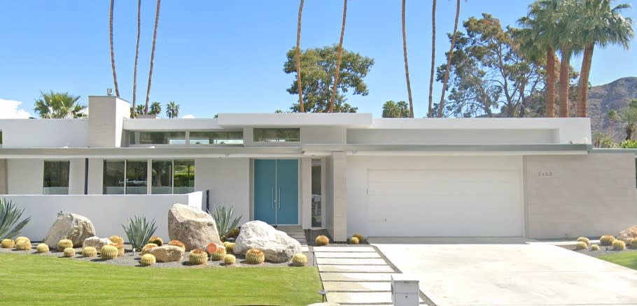 Front of home at 2468 S Camono Real, Palm Springs