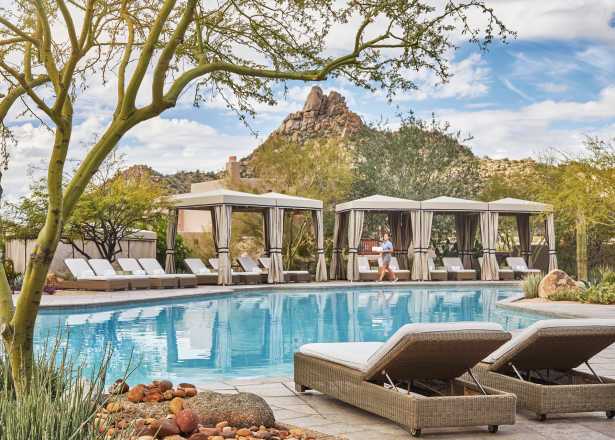 Best Phoenix and Scottsdale Resort Pools | VisitPhoenix.com