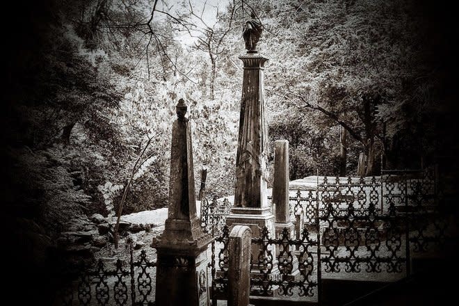 Oconee Hill Cemetery