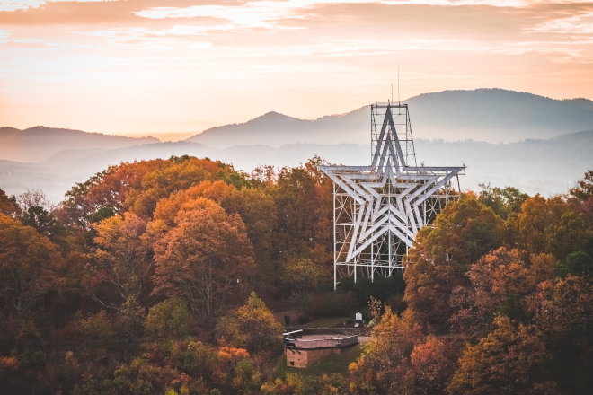 Roanoke Star Fall Color - Scaled