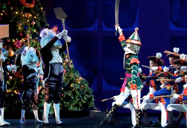 Carolina_Ballet_Nutcracker_Chris_Walt_06.JPG