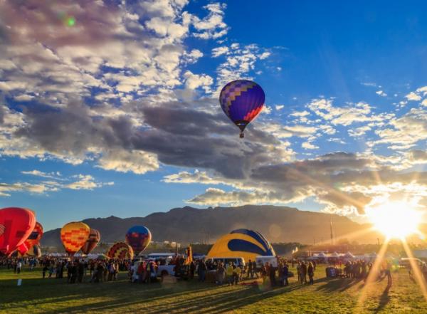 HeaderImage_Active-Times_Fall-Adventure_Hot-Air-Ballooning-Albuquerque