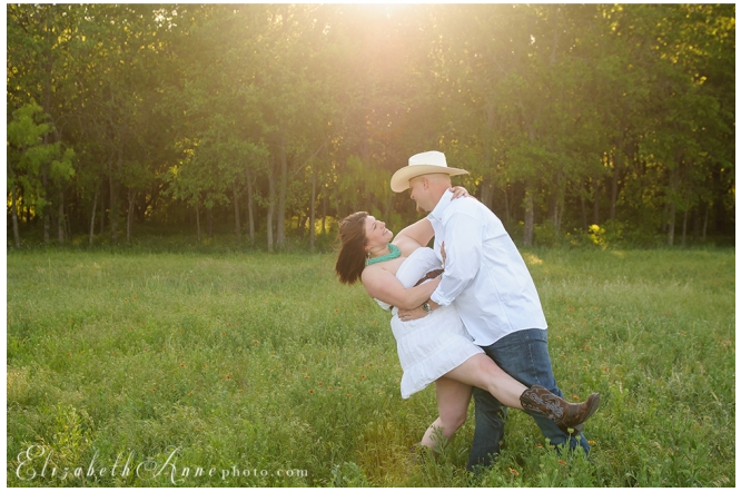 Penn Farm Agricultural Heritage Center couple photo shoot