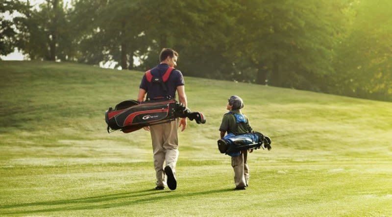 Minneapolis Northwest features a variety of golf opportunities, from the lush scenery at Championship courses like Rush Creek Golf Club and Edinburgh USA, to mini golf, FootGolf, FlingGolf and disc golf.