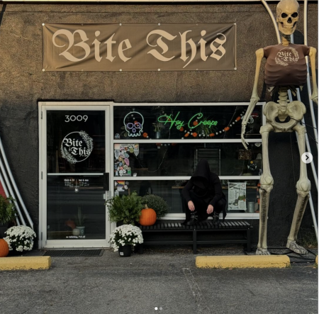 Bite This by Annie exterior storefront.