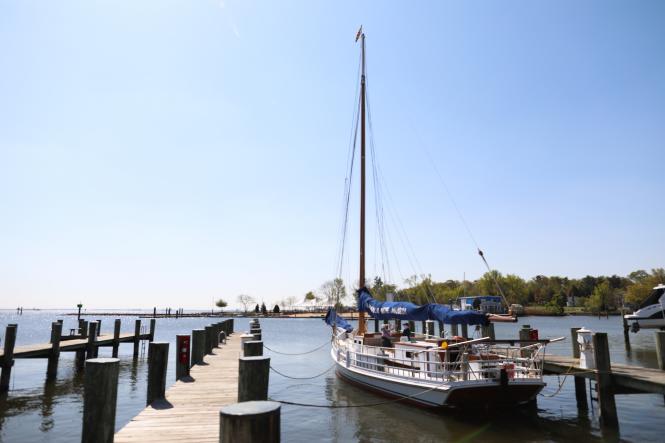 The wilma Lee at dock at the Annapolis Maritime Museum