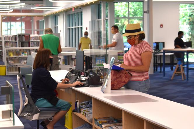 People in the Busch Annapolis Library.