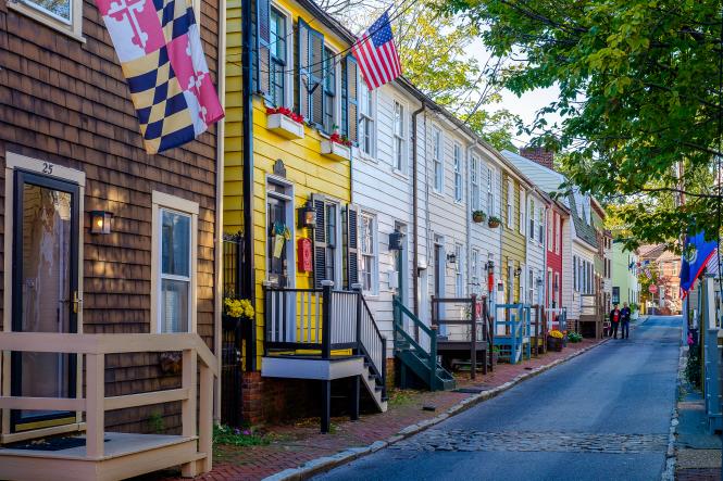 Pinkney Street, downtown Annapolis