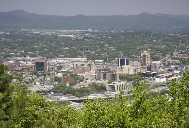 Roanoke Named One of the Best Small Towns in the U.S. by The Guardian