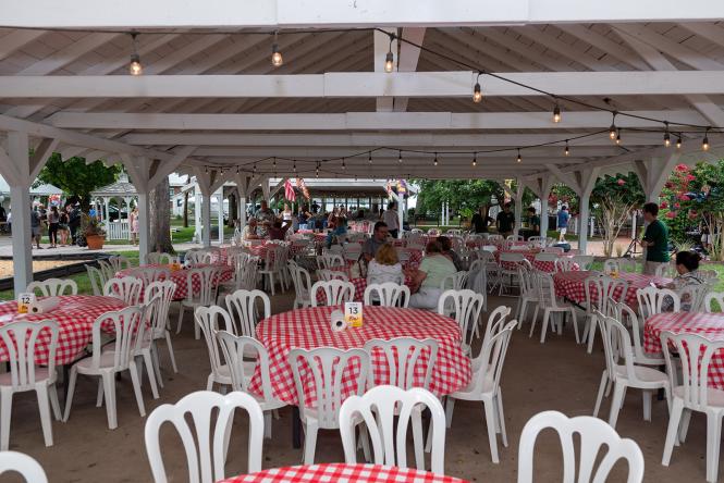 Kurtz Beach pavilion set up for a picnic.