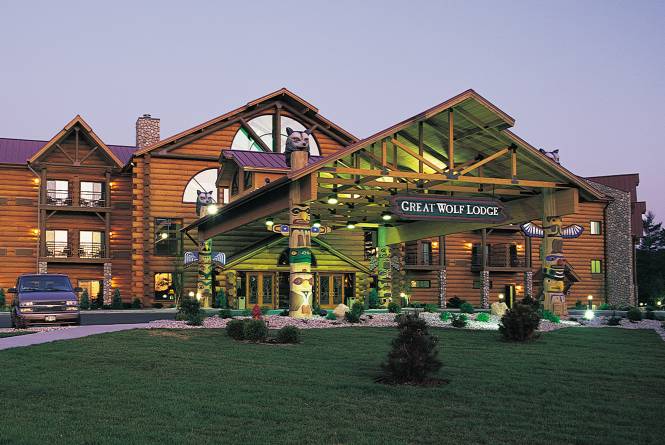 Great Wolf Lodge Entrance