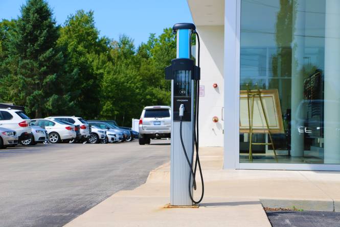Charge Point - BMW