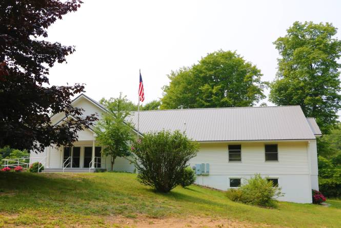 Crystal Lake Baptist Church