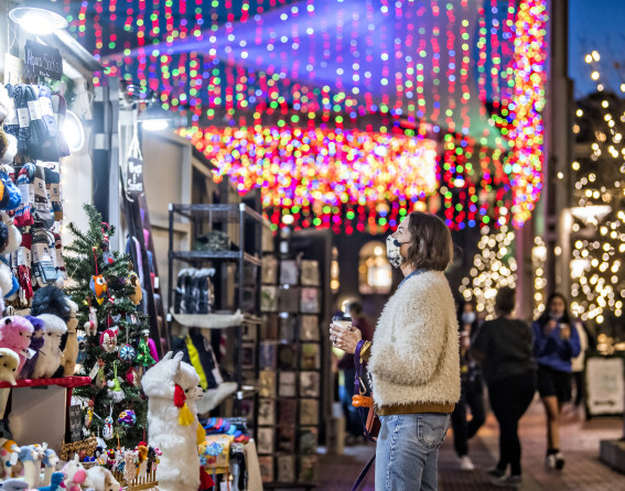 Cherry Creek Holiday Market in Denver