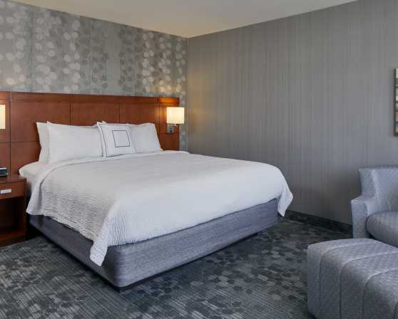 King Guestroom