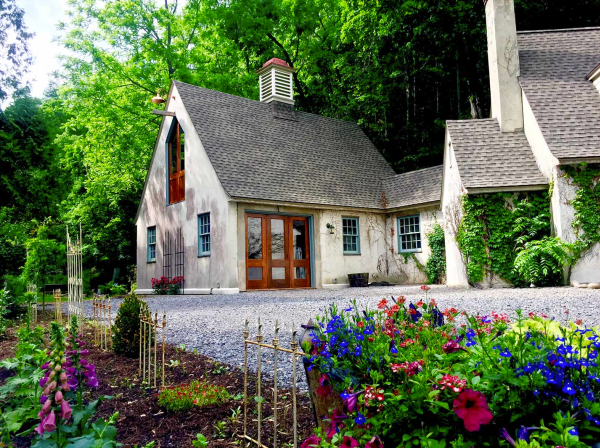 Glen Hollow, Naples