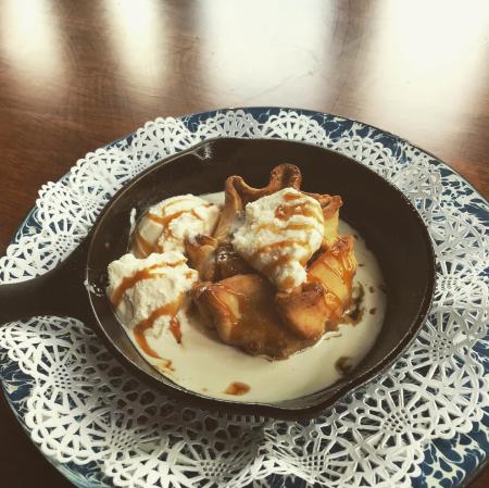 Apple Tart A La Mode - The Morgan House