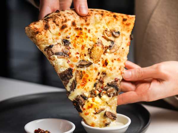 Funghi Supreme Slice