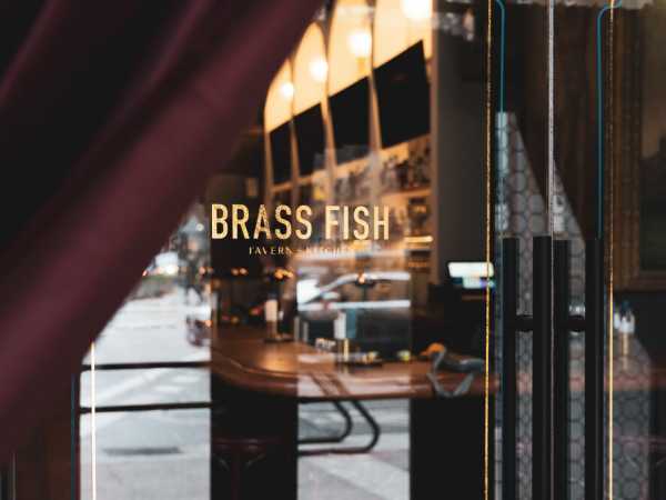 Brass+Fish+Downtown+Vancouver+Entrance+by+Pendulum+Magazine
