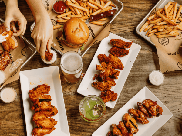 FOOD - DRINK - SPORTS