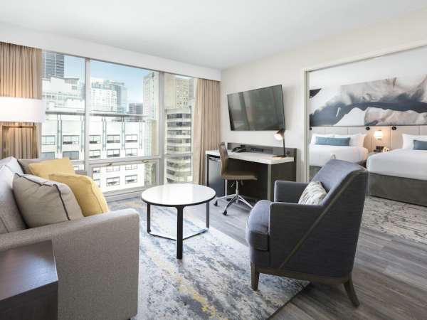 Delta Hotels Vancouver Downtown Suites