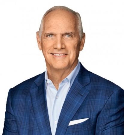 Dan Hilferty headshot