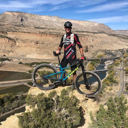 Mountain biking the Palisade Rim Trail