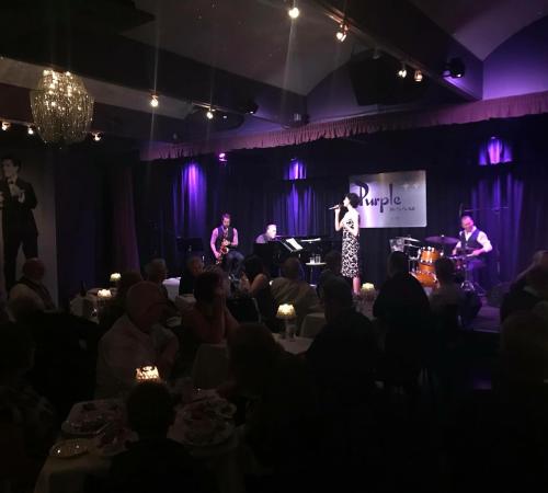 Woman singing jazz at the Purple Room in Palm Springs