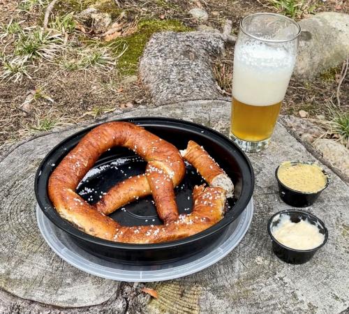 Rek'-Lis Pretzel, Dips, and Beer