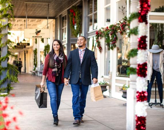 Fredericksburg Texas Christmas 2021